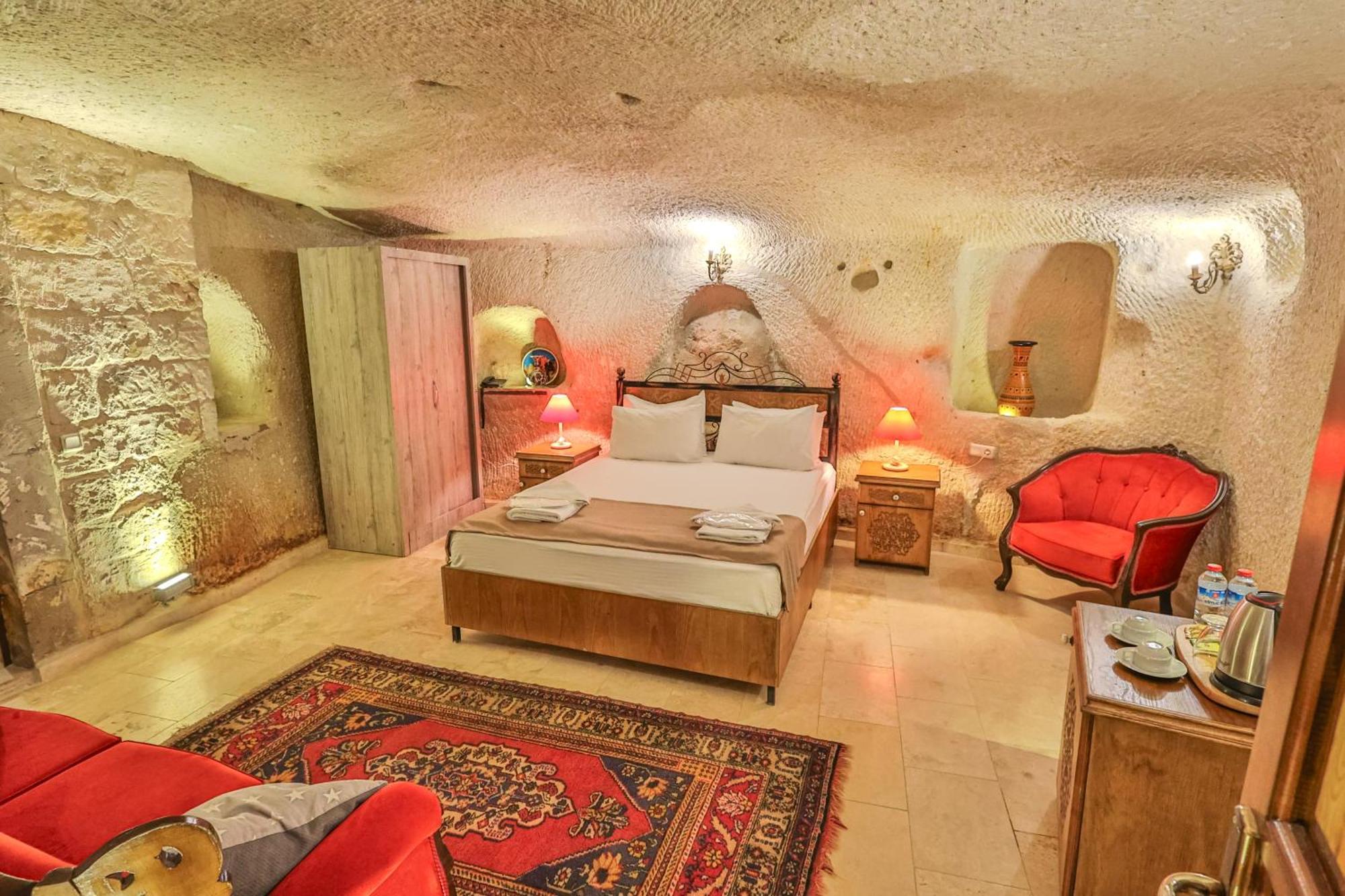 Bedrock Cave Hotel (Adults Only) Goreme Exterior photo